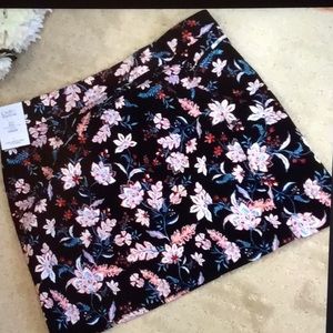 C& Stretch Skort NWT